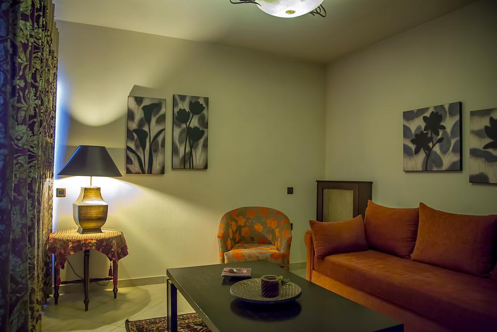 Pandion Luxury Boutique Hotel & Suites With Spa Неохори Екстериор снимка