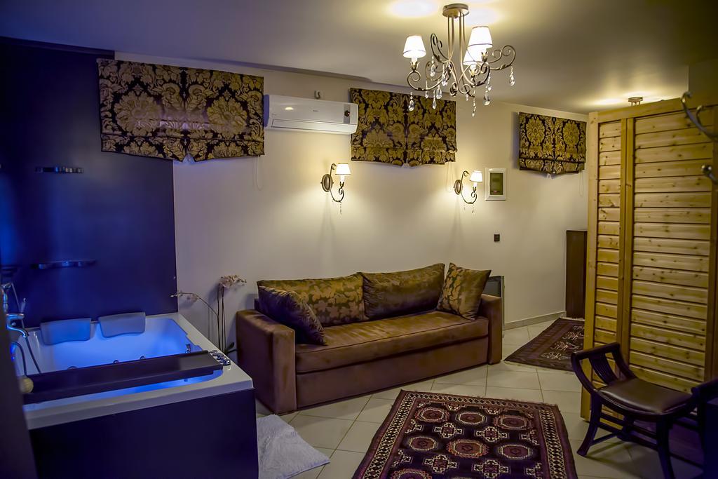 Pandion Luxury Boutique Hotel & Suites With Spa Неохори Екстериор снимка