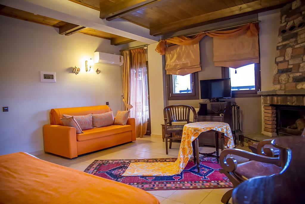 Pandion Luxury Boutique Hotel & Suites With Spa Неохори Екстериор снимка